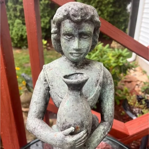 Antique Bronze  look Sculpture - Verdigris Finish - Picture 3 of 8